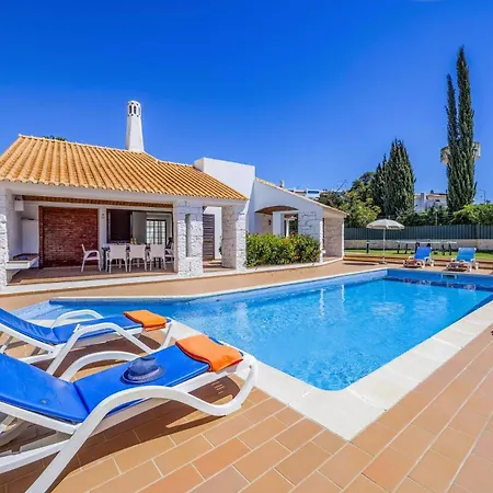 Maralinda By * Албуфейра