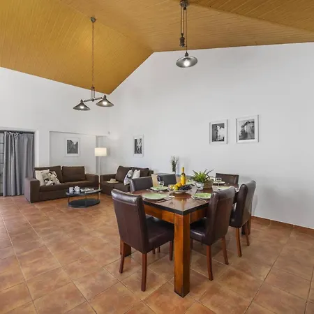 Villa Maralinda By